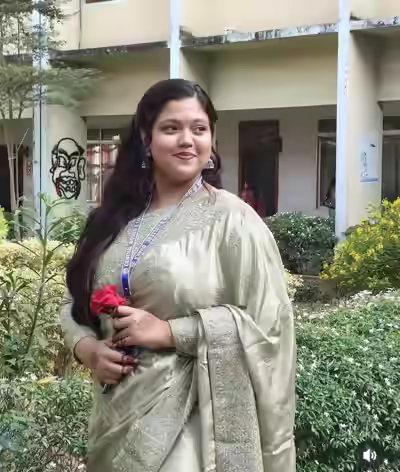 Desi Indian Chubby Teases and Gets Fucked