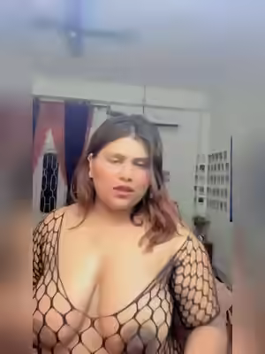 Sexy Indian Chubby Insta Baddie