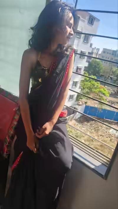 Beautiful Slim Desi Teen College Girl's Cuckold Threesome Viral Leak
