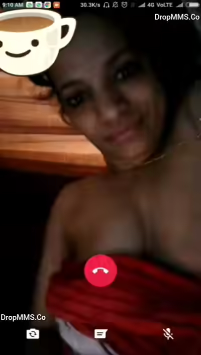 Malli Girl Reveals Boobs on Videocall