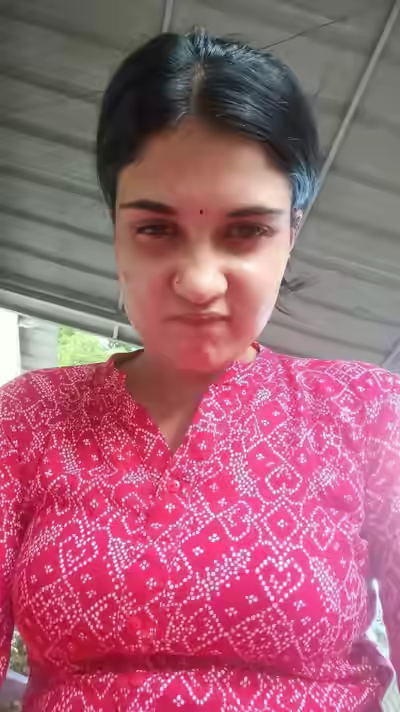 Cute Desi Indian College Girl Boobs and Pussy Show