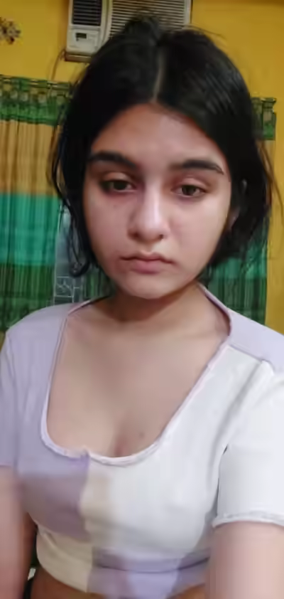 Young Desi Girl Masturbates with Cucumber