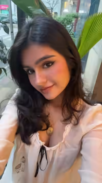 Young Desi Girl Masturbates with Cucumber