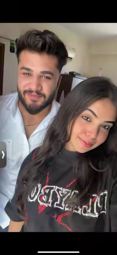 Cute Desi Ass Hole漏点raphic Busty Girl