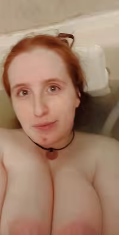 Exquisite Exposure: Wife or Girlfriend's Fully Revealed Form