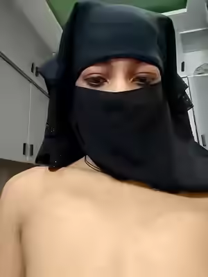 Desi Muslim Girl Anguli Karte Videos