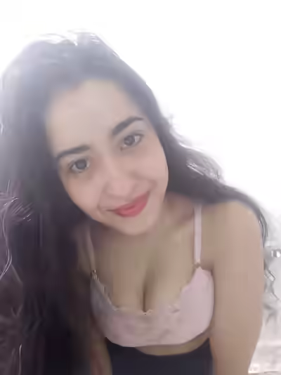 Noran's Seductive Charm in Egypt 2026