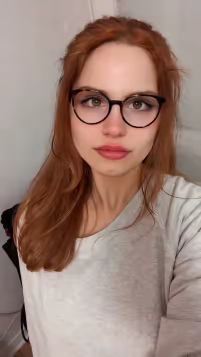 Laurana B, France's Pet-Sitter