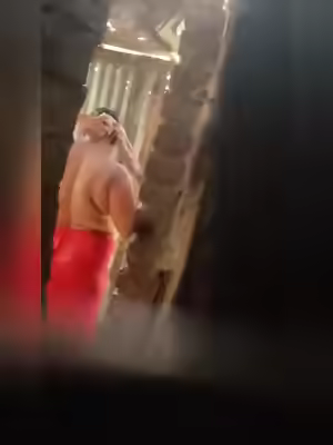Neighbour Bhabi Bathing Scene