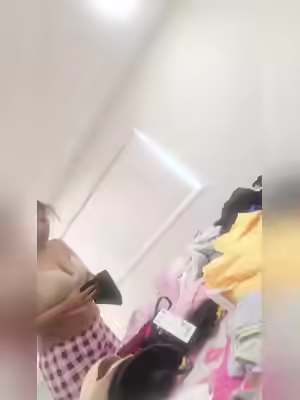 Sexy Hot Slut Rand Brunette Busty NRI Milf Wife