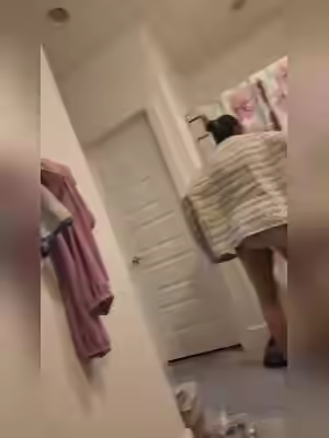 Sexy Hot Slut Rand Brunette Busty NRI Milf Wife