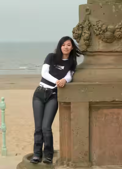 Fully Exposed Wife或完全曝露的妻子