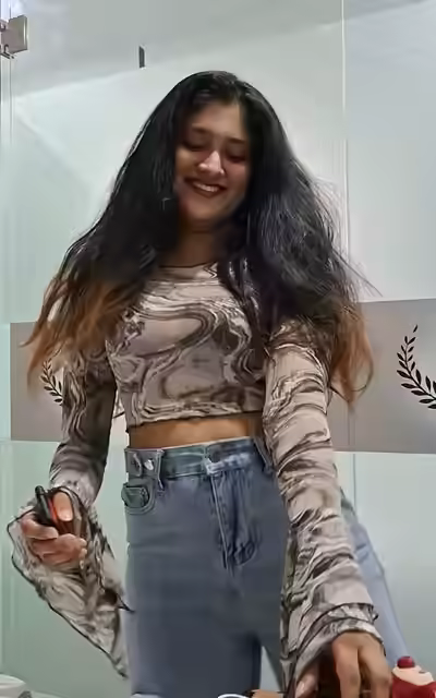 Indian Malaysian Teen's裸体照与 boyfriend