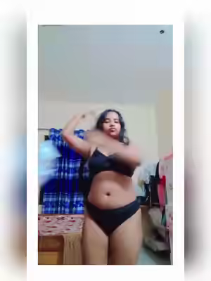 Sexy Bengali GF Teasing Clips