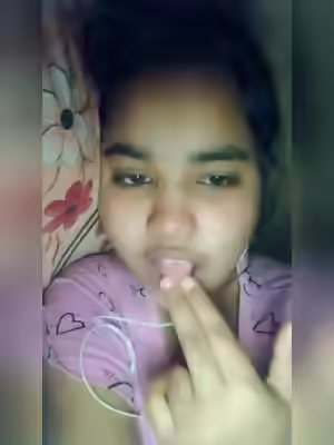 Sexy Bengali GF Teasing Clips