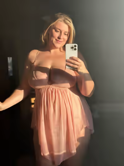 Ass, Pussy, Tits—Meet Your Wife or Girlfriend