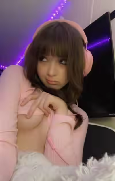 Petite Sluthlete 2026