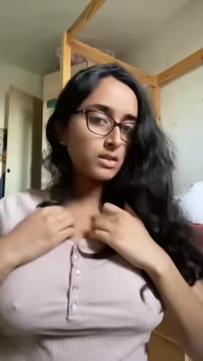 Beautiful and Sexy GF Shows