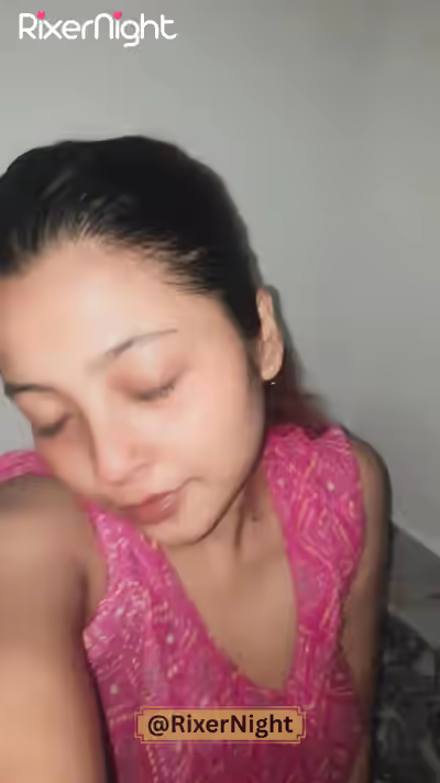 Sexy Indian Bitch Exposed Online