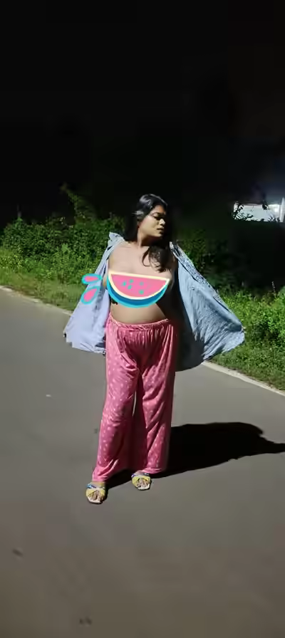 Horny Bengali MILF Lisa Boudi Blowjob