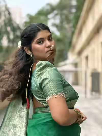 Desi Images 2026