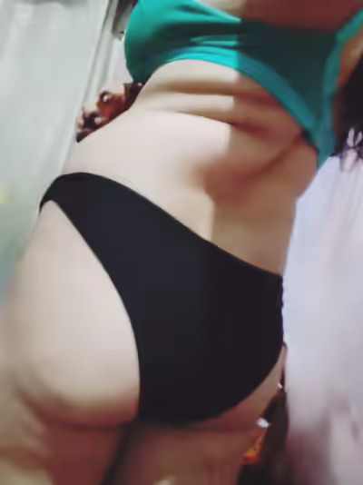 Desi Hot GF Tight Pussy Pic