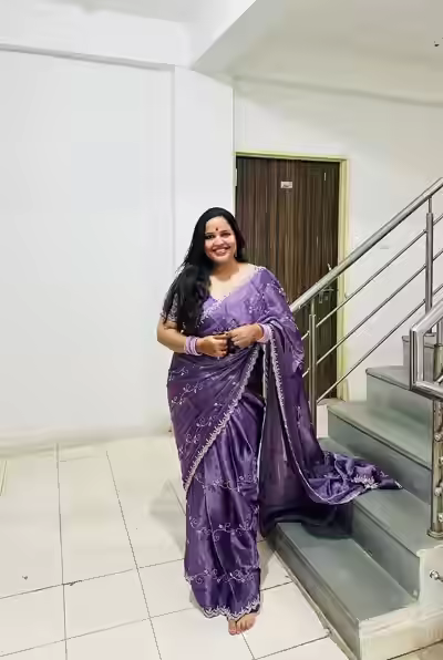 Desi Chubby Milf Bathing Show