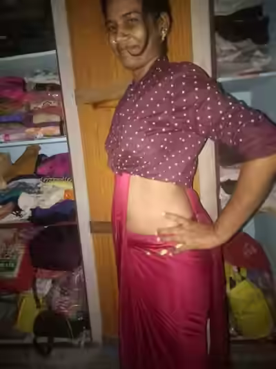 Reshma Rand in International 6 Pack 2026