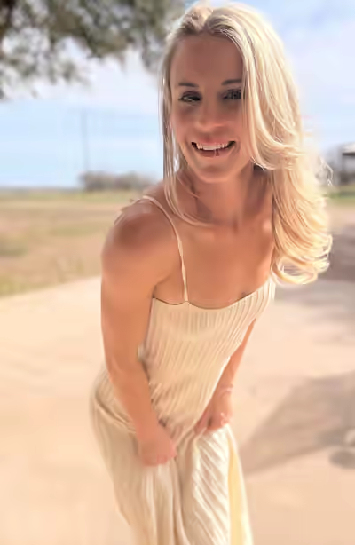 Fully Exposed: Wife/Girlfriend with Tits, Pussy, Ass