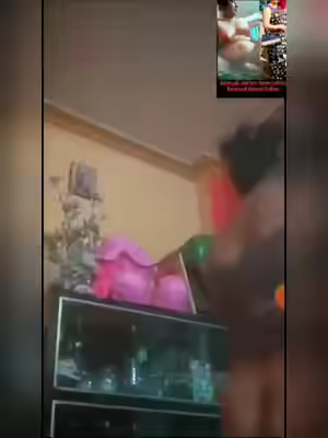 Cheater MILF Boudi Fingering Her Pussy
