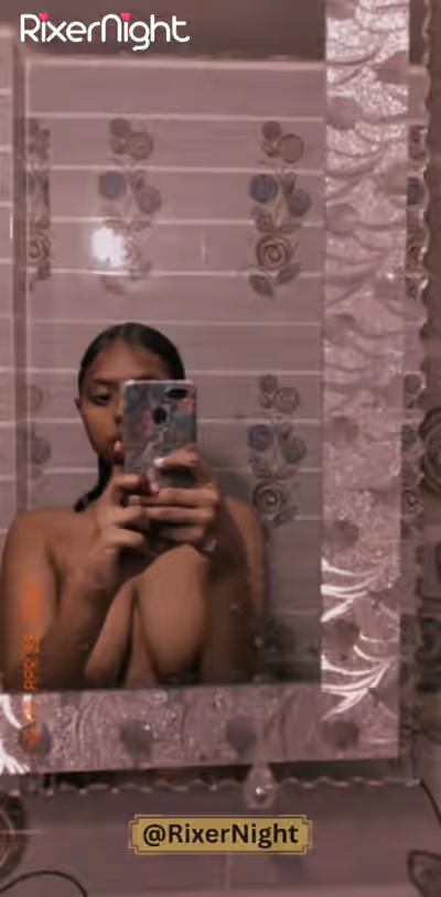 Pinki Randi Self-Exposing Herself