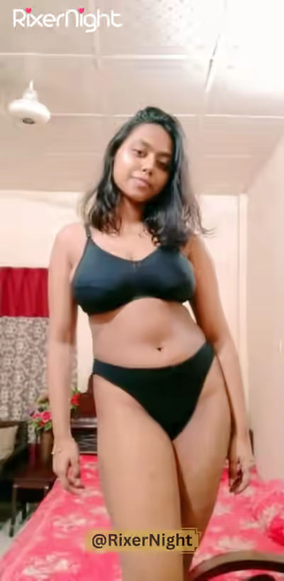 Pinki Randi Self-Exposing Herself