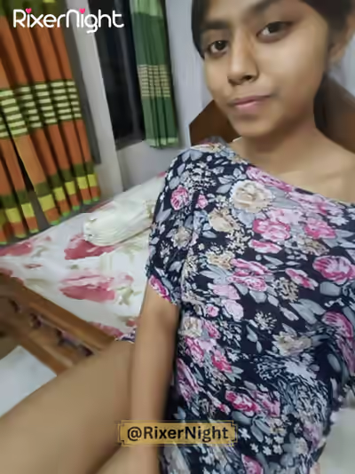 Pinki Randi Self-Exposing Herself