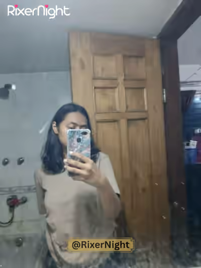Pinki Randi Self-Exposing Herself