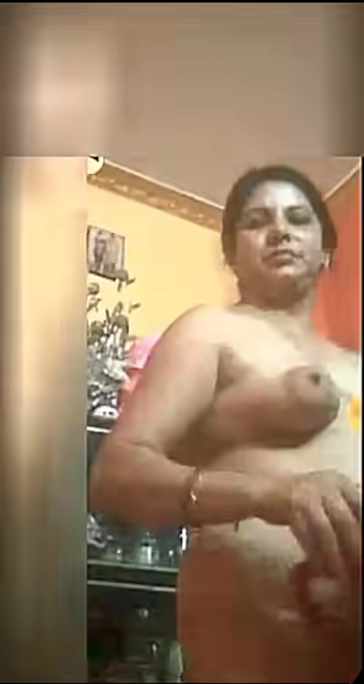 Bengali Housewife Gitanjali Mallick 2026