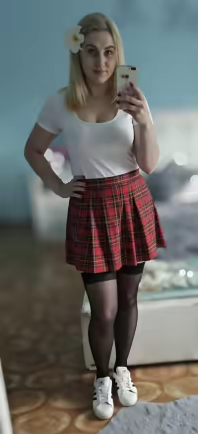 Aneta - Polish Wife Whore 2026
