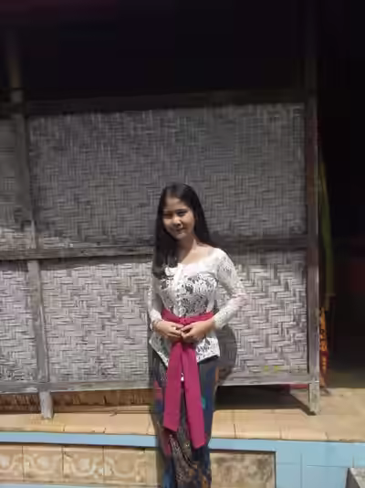 Pinay Girl Gets Fucked