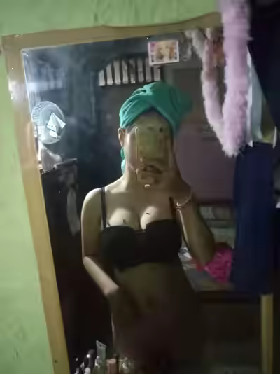 Pinay Girl Gets Fucked