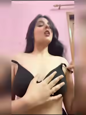 Cute Horny Girl In Nude