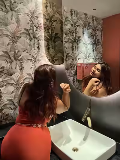 Desi Busty Woman Shows Her Assets