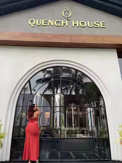 Desi Busty Woman Shows Her Assets
