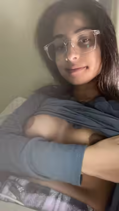 Kerala Mallu Hijjaby Muslim Indian Milf Aunty Enjoying漏pees Viral
