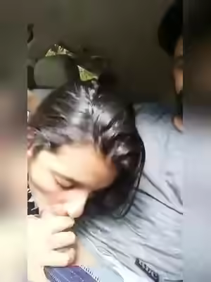 Kerala Mallu Hijjaby Muslim Indian Milf Aunty Enjoying Leak