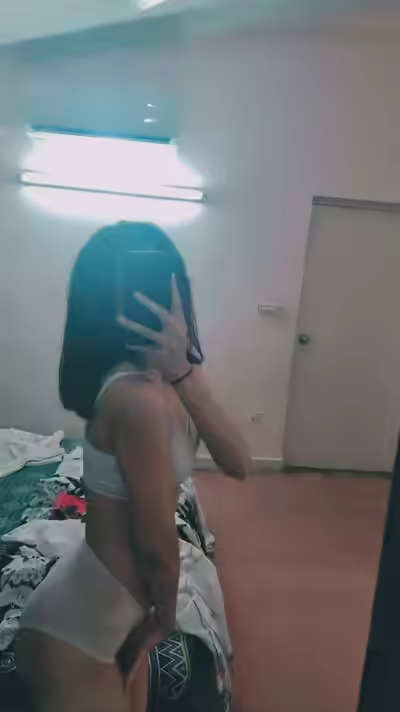 Desi Cuteness: Beautiful Cuckold Model>Show