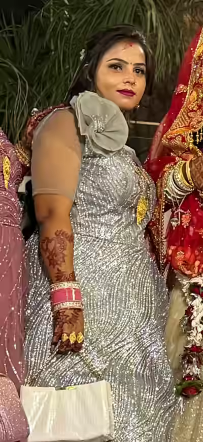 Sushma Bhabhi: Big Gand, Big Boobs