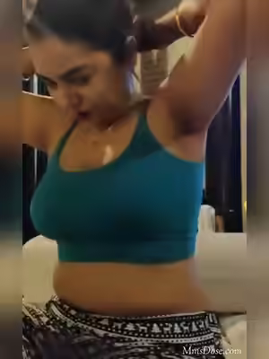 Bangladeshi Chubby Girl Shows Big Boobs