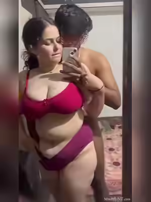 Chubby Wife's Home Romance Scene
