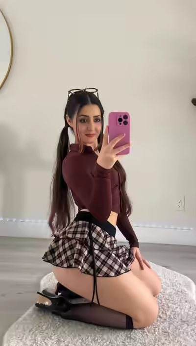 Hot Girls