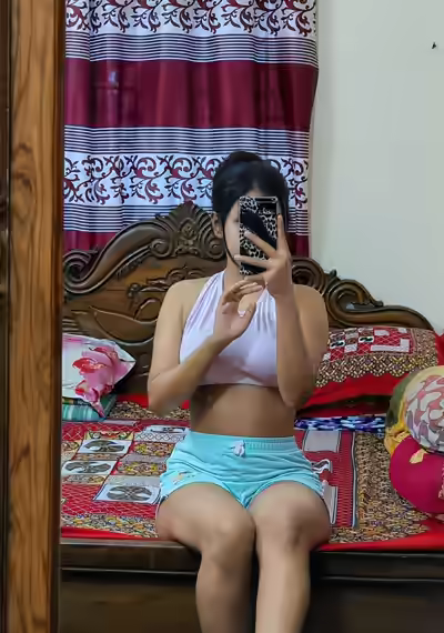 Bangladeshi College Girl Nudges (Samia)