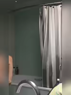 Fully Exposed Wife或全裸妻子